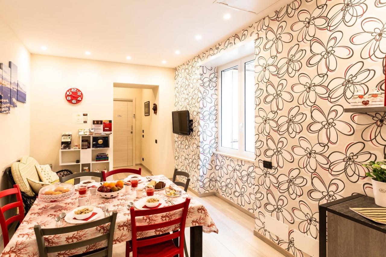 Starita Bed & Pizza Acomodação com café da manhã Nápoles Exterior foto